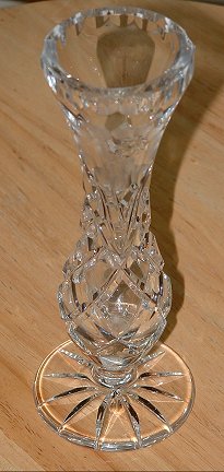 Unknown crystal bud vase
Unknown maker, no marks
Keywords: crystal
