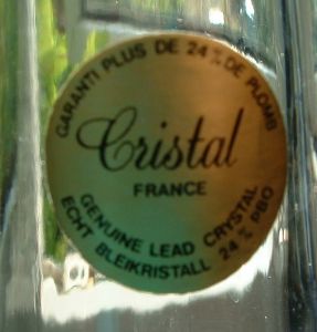 Cristal France label
On decanter neck. Possibly Crystal d'Arques.
