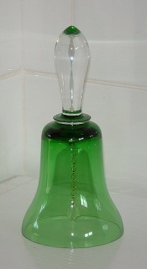 Green bell with clear handle
Unknown maker. Has clear glass clapper.
Keywords: bell