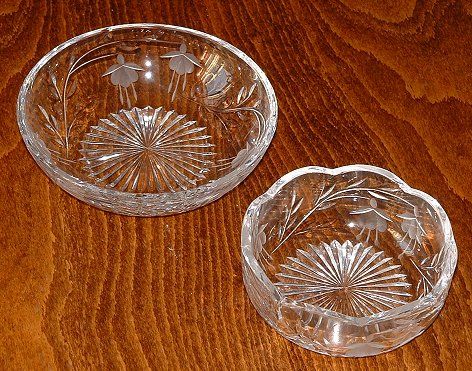 Stuart Crystal dishes, Cascade pattern
Etched Stuart on the base of each. Design shows fuschia flowers and stems.
Keywords: Crystal England Stuart