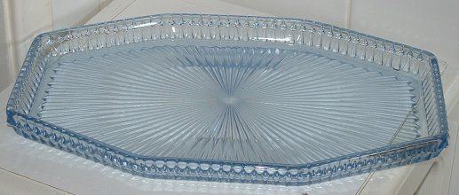 Blue dressing table tray
Rd no. 742290, registered by Bagley & Co., 4 Dec 1928. Matches small pin tray.
Keywords: Bagley pressed England