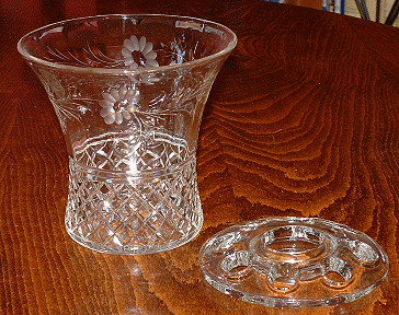 Stuart crystal engraved vase with flower holder - view 1
Keywords: Crystal