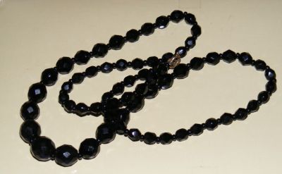 Black glass beads
