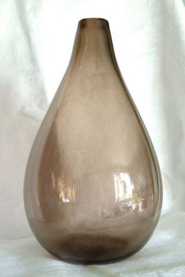 Unknown lampbase or bottle vase
Keywords: blown
