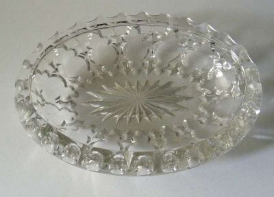 Unknown heavy oval pressed glass bowl - top view
Unknown heavy oval pressed glass bowl - top view
