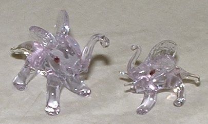 Italian neodymium glass elephants
Lampwork elephants made in Italy
Keywords: Lampwork neodymium Italy