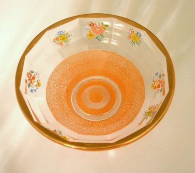 Chance Spiderweb + orange crinkles + floral decals
Fruit set - one large and six small bowls
