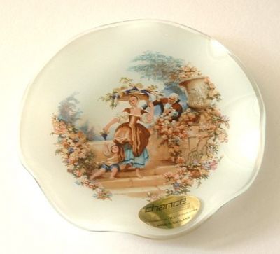 Chance Fragonard plate
One of a set of six designs based on Fragonard paintings
Keywords: Chance slumped England