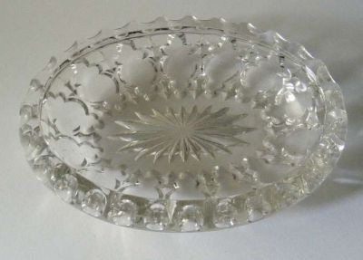 Unknown heavy oval pressed glass bowl - top view
Unknown heavy oval pressed glass bowl - top view
