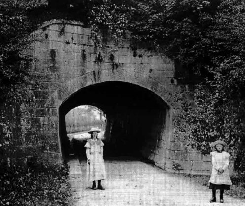 Burton Aqueduct, early 20th century